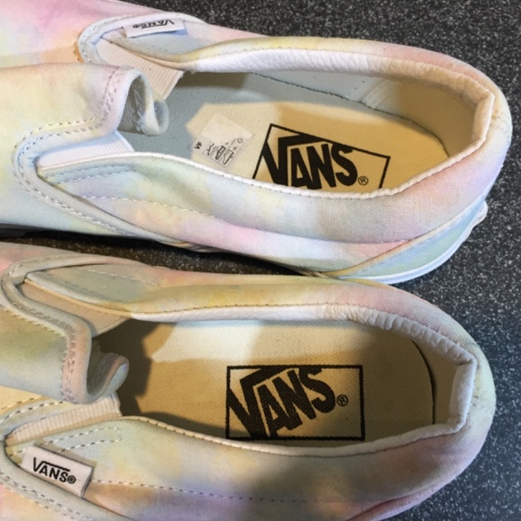 Vans Tie-Dye Slip-On Flats Unisex - Picture 13 of 14